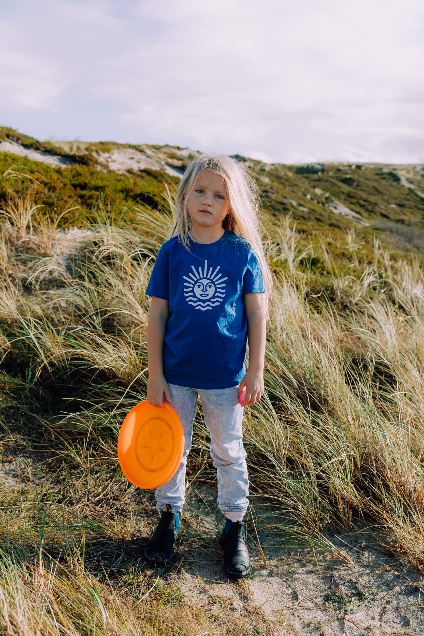 Kids T-Shirt,  Meerblau mit weiße Sonne