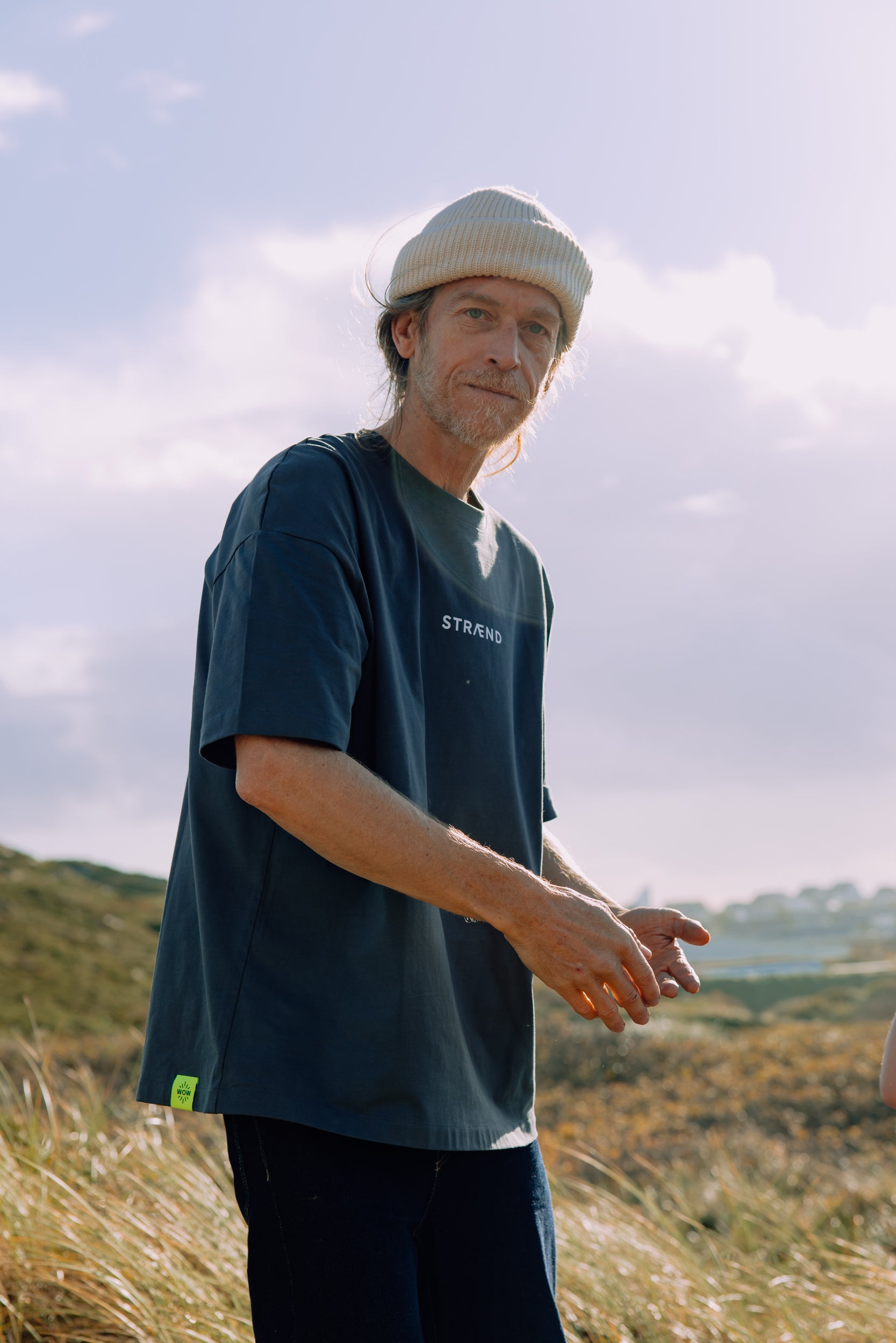 T-Shirt in Grau mit weisser Sonne