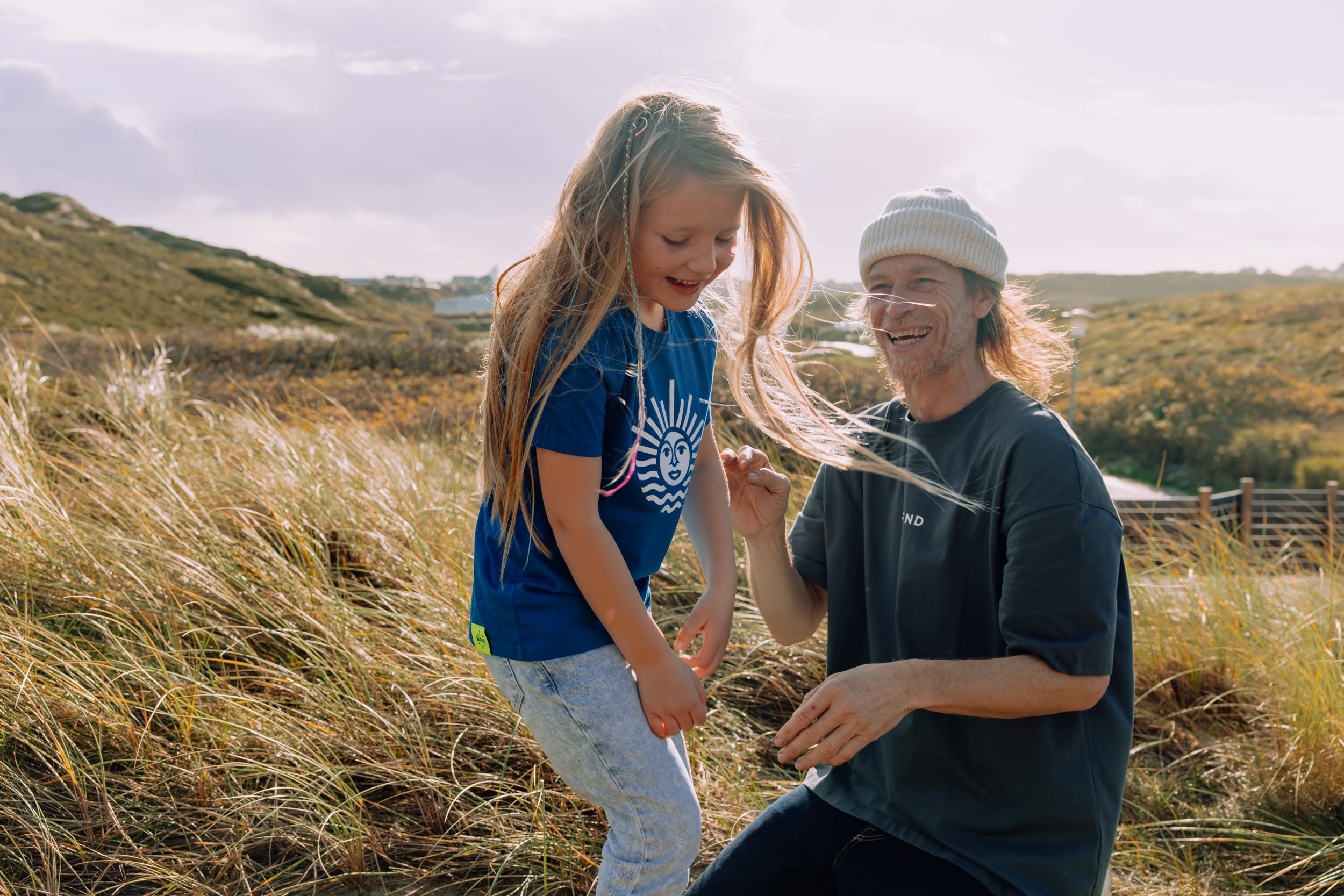Kids T-Shirt,  Meerblau mit weiße Sonne