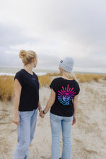 Lade dir das Bild in den Galerie-Viewer, T-Shirt LADIES Oversize MAGENTA BLACK Sonne Back
