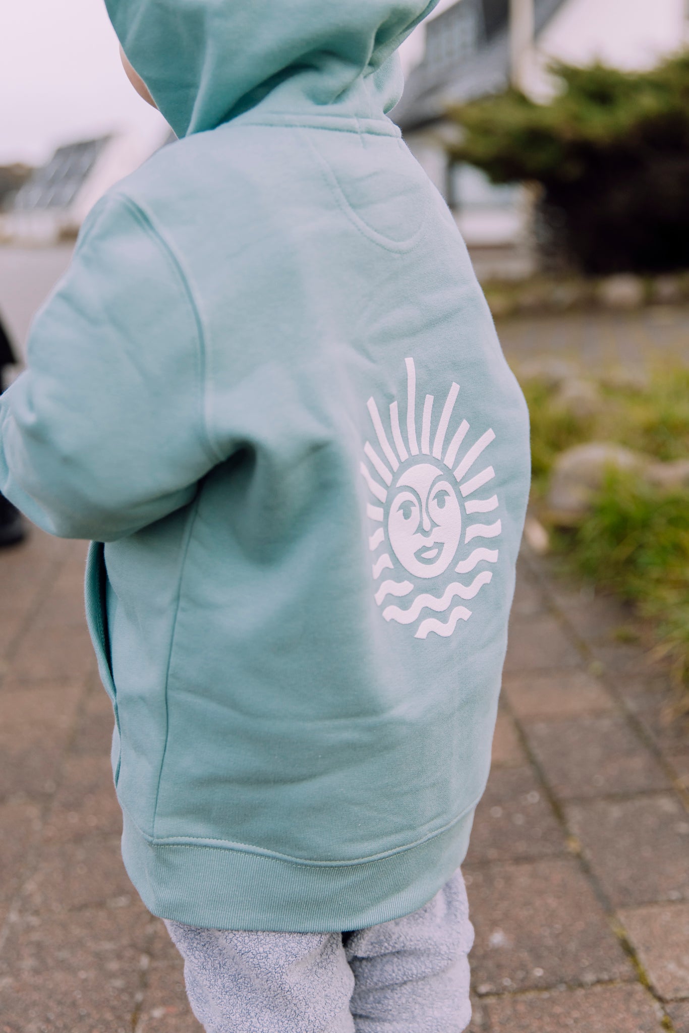 Kids Hoodie Zipper Jacke, Jade Green mit Aufnäher